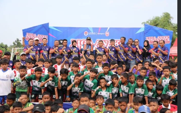 Bupati Sampang, meresmikan Liga Anak Indonesia (LAI) Regional Madura 2025.